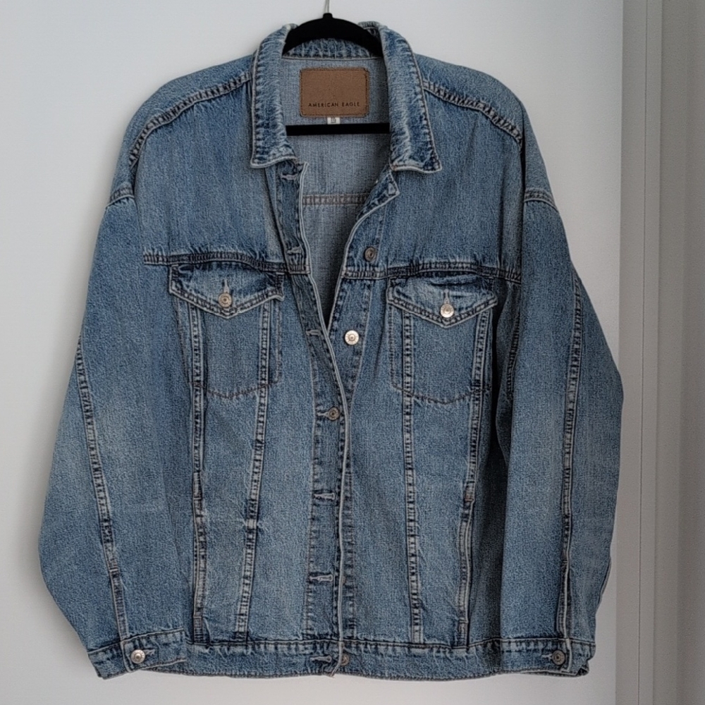 American Eagle Outfitters Women's Distressed Light Blue Denim Jacket